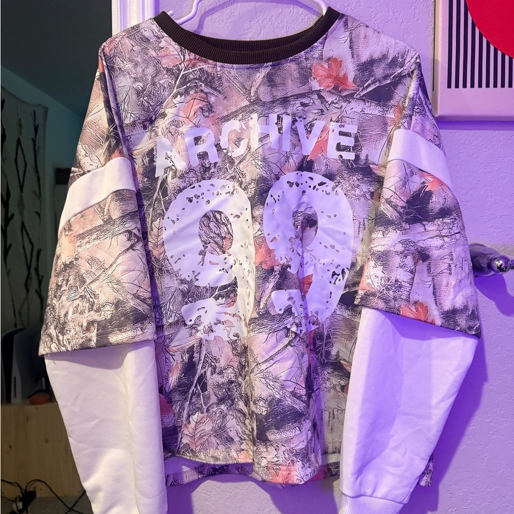 Archive Men's Long Sleeve Graphic Tee - Multicolor